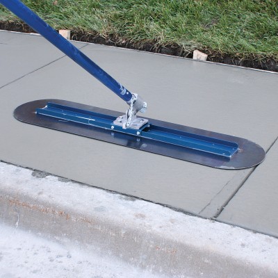 Big "D" Blue Steel Bull Float with EZY-Tilt® II Bracket